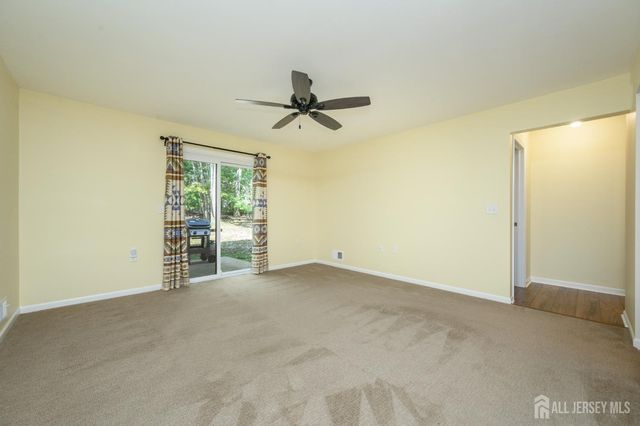 804 Violet Lane, Jackson, NJ 08527