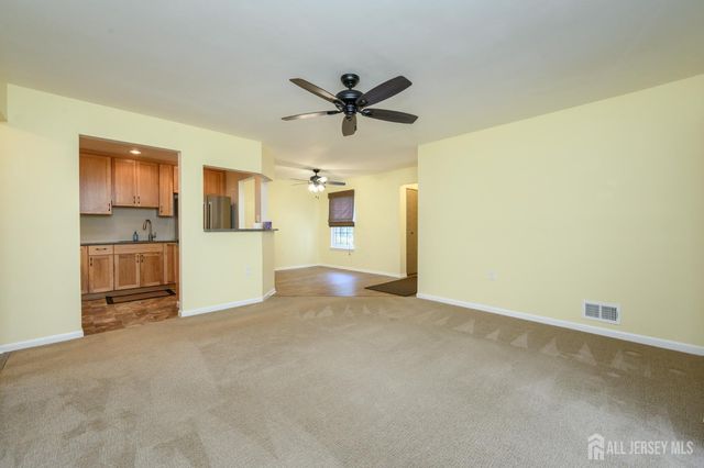 804 Violet Lane, Jackson, NJ 08527