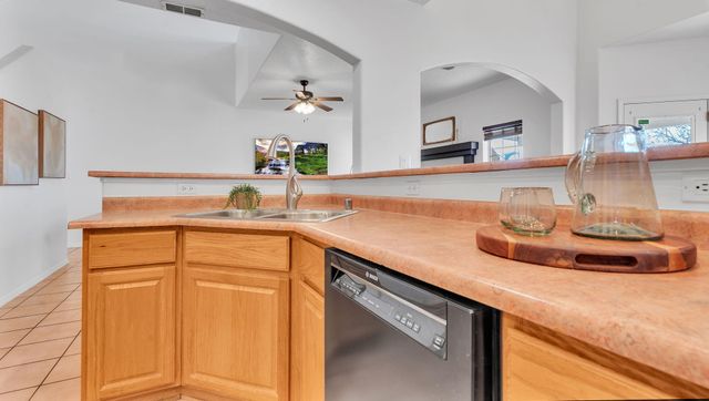 10909 Cascada Azul Place NW, Albuquerque, NM 87114