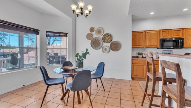 10909 Cascada Azul Place NW, Albuquerque, NM 87114