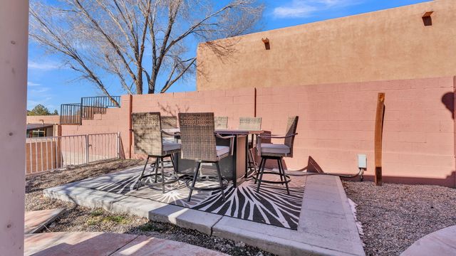 10909 Cascada Azul Place NW, Albuquerque, NM 87114