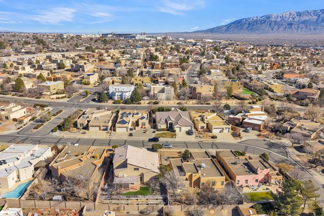 10909 Cascada Azul Place NW, Albuquerque, NM 87114