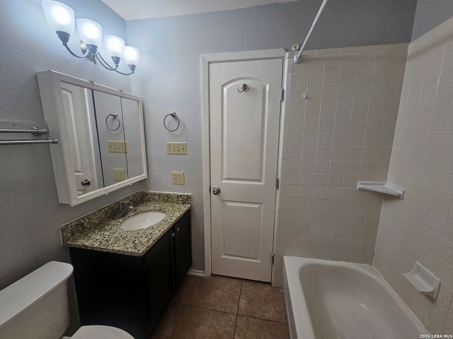 4755 CASA ORO ST, San Antonio, TX 78233