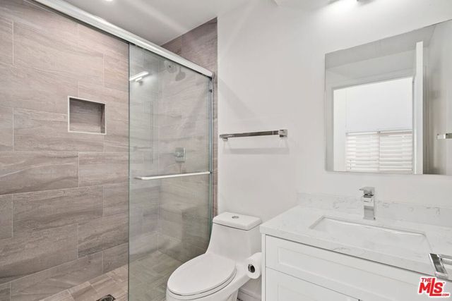 1187 Crenshaw Boulevard 1-8, Los Angeles, CA 90019