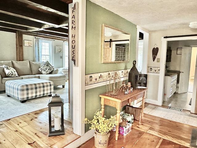 193 New Hebron Road, Plymouth, NH 03264