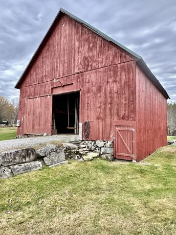 193 New Hebron Road, Plymouth, NH 03264