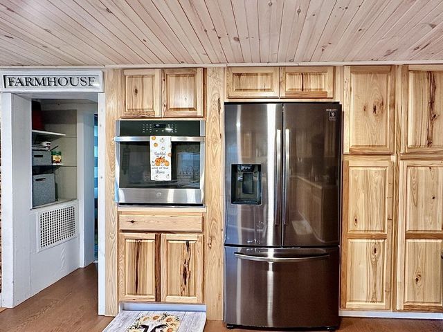 193 New Hebron Road, Plymouth, NH 03264