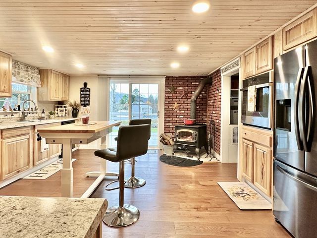 193 New Hebron Road, Plymouth, NH 03264