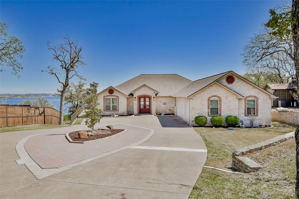 3834 Mambrino Highway, Granbury, TX 76048