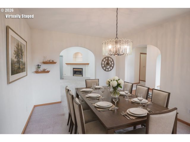 4347 WENDOVER St, Eugene, OR 97404