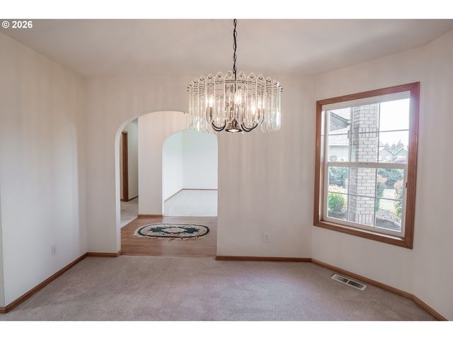 4347 WENDOVER St, Eugene, OR 97404