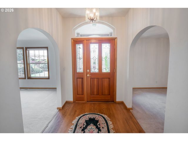 4347 WENDOVER St, Eugene, OR 97404