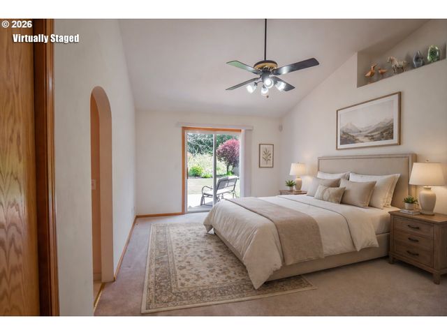 4347 WENDOVER St, Eugene, OR 97404