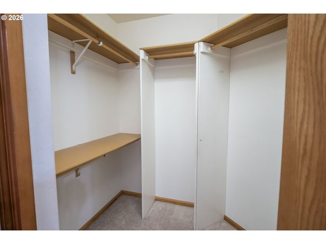 4347 WENDOVER St, Eugene, OR 97404