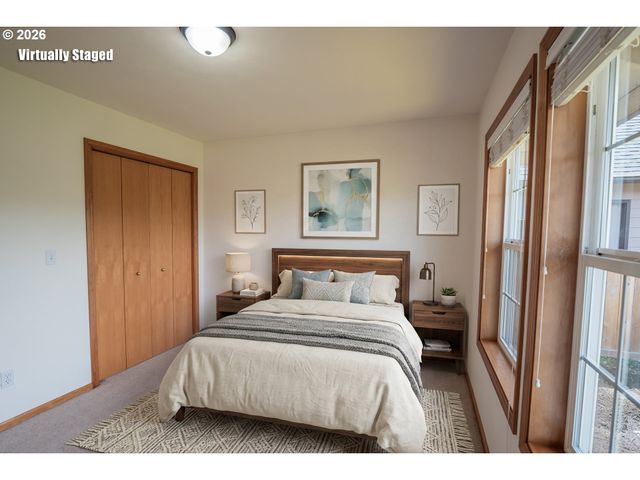 4347 WENDOVER St, Eugene, OR 97404