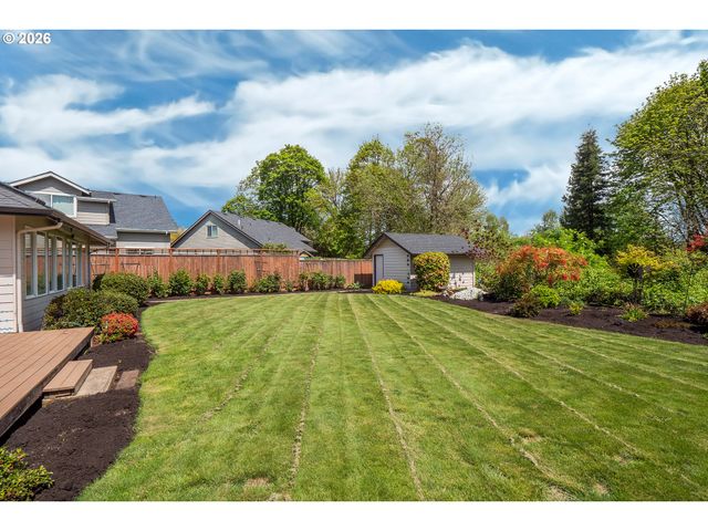 4347 WENDOVER St, Eugene, OR 97404