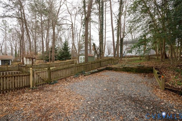 4324 Round Hill Dr, Chesterfield, VA 23832