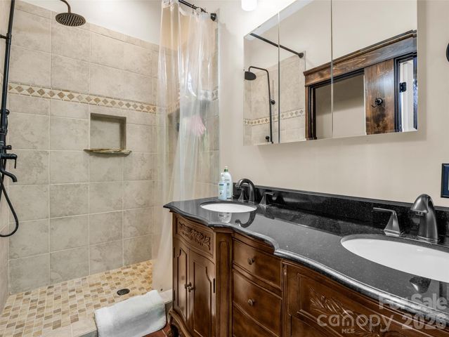 174 Rock Ridge, Lake Lure, NC 28746