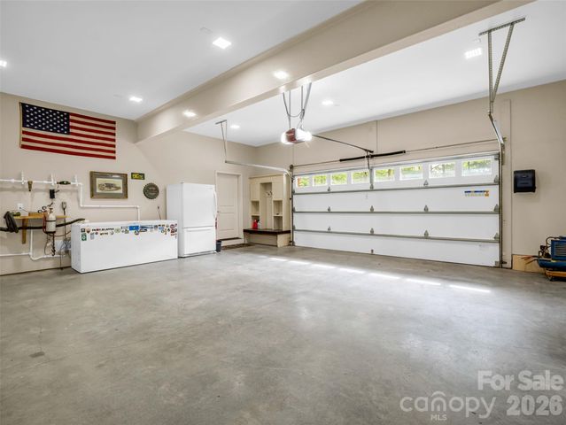 174 Rock Ridge, Lake Lure, NC 28746