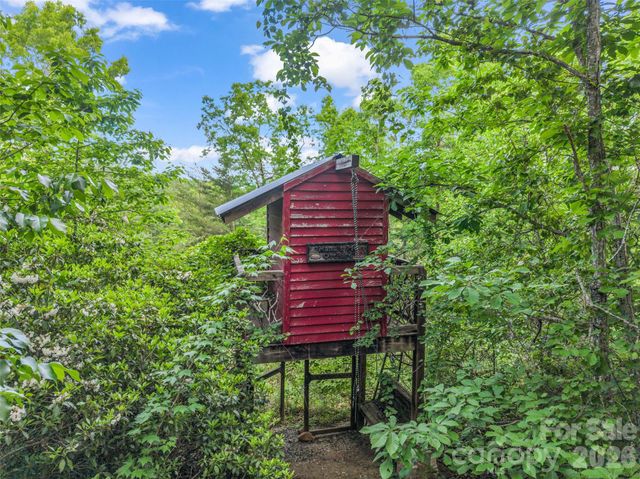 174 Rock Ridge, Lake Lure, NC 28746