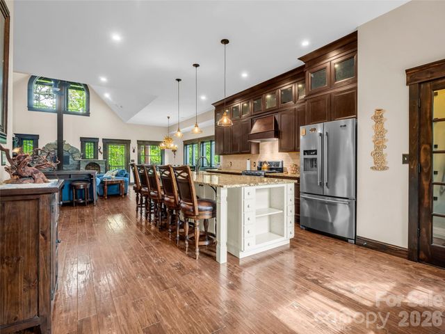 174 Rock Ridge, Lake Lure, NC 28746