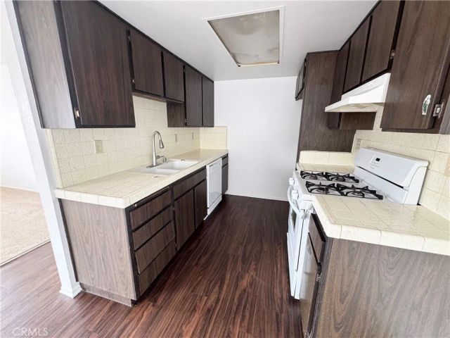 1236 W 8th 8, San Pedro, CA 90731