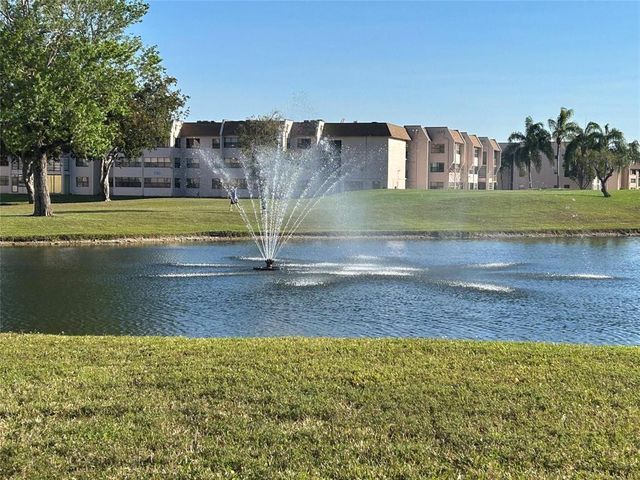 10303 Sunrise Lakes Boulevard 205, Sunrise, FL 33322