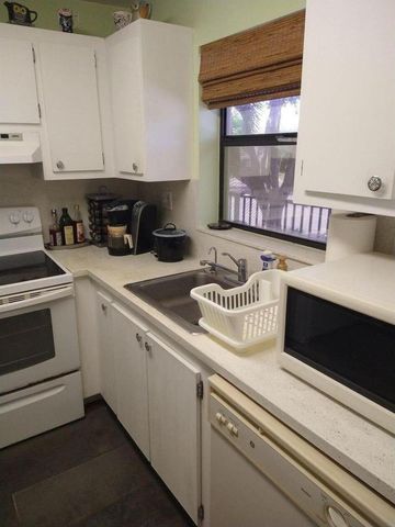 10303 Sunrise Lakes Boulevard 205, Sunrise, FL 33322