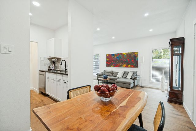 5620 Live Oak Street 106, Dallas, TX 75206