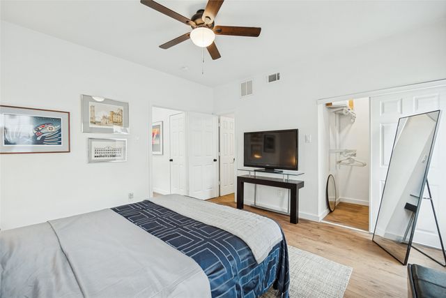 5620 Live Oak Street 106, Dallas, TX 75206
