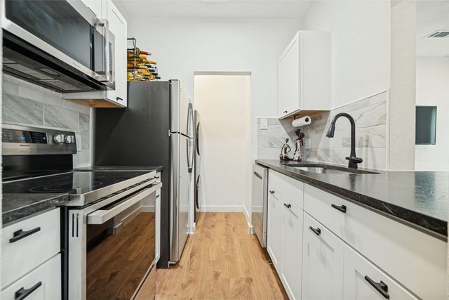 5620 Live Oak Street 106, Dallas, TX 75206