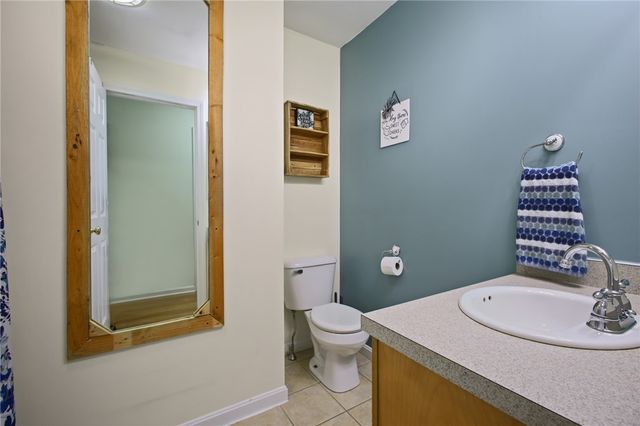 163 Lake Washington Drive, Glocester, RI 02814