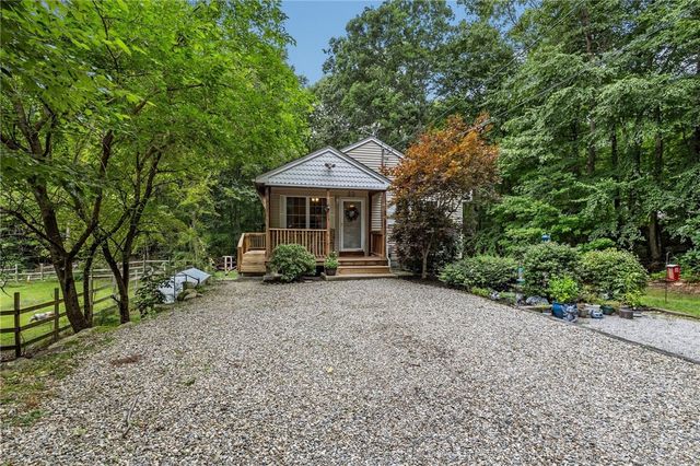 163 Lake Washington Drive, Glocester, RI 02814