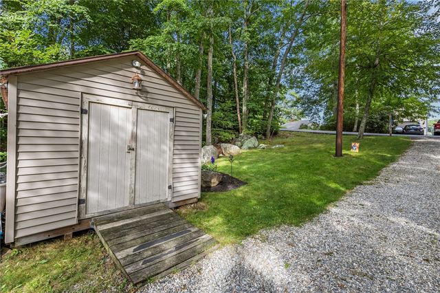 163 Lake Washington Drive, Glocester, RI 02814