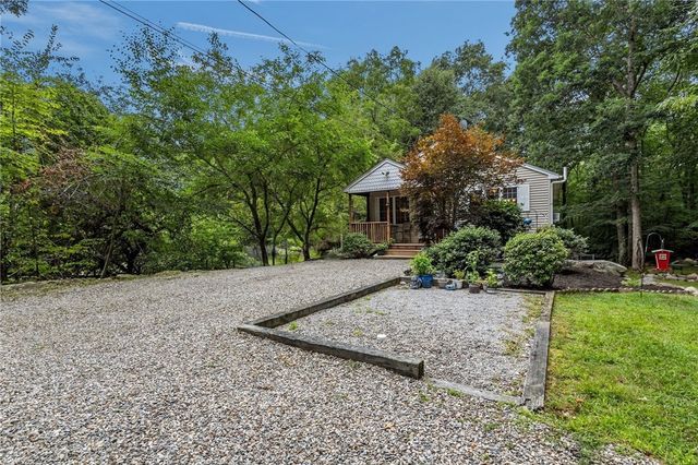 163 Lake Washington Drive, Glocester, RI 02814