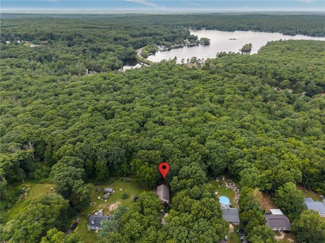 163 Lake Washington Drive, Glocester, RI 02814