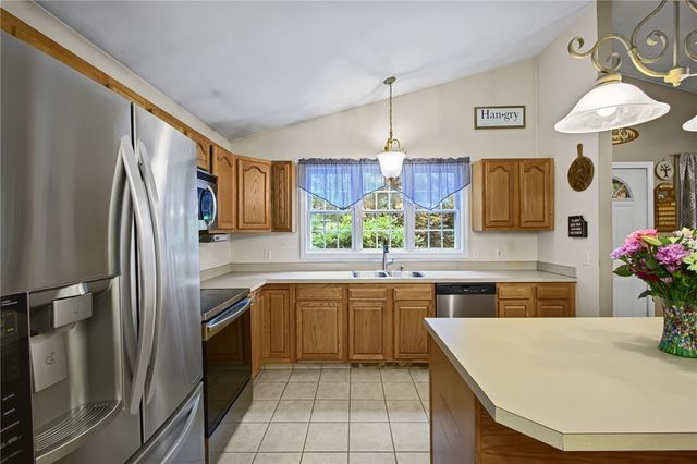 163 Lake Washington Drive, Glocester, RI 02814