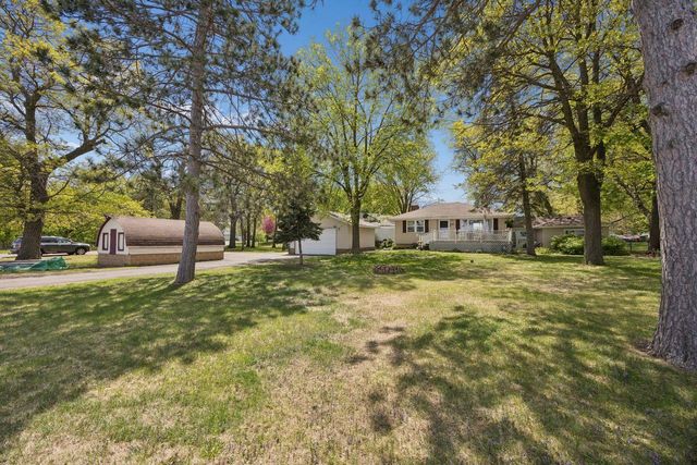 2910 95th Avenue NE, Blaine, MN 55449