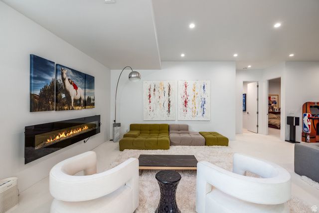 405 N VIRGINIA ST, Salt Lake City, UT 84103