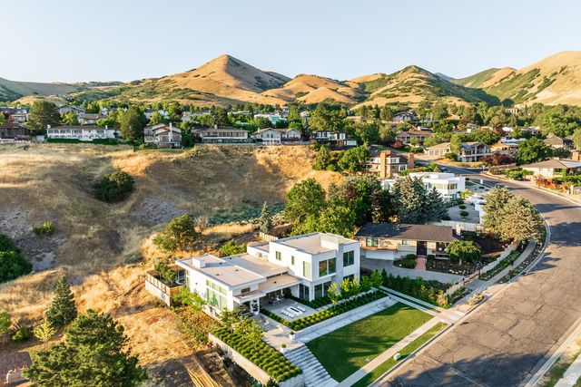 405 N VIRGINIA ST, Salt Lake City, UT 84103