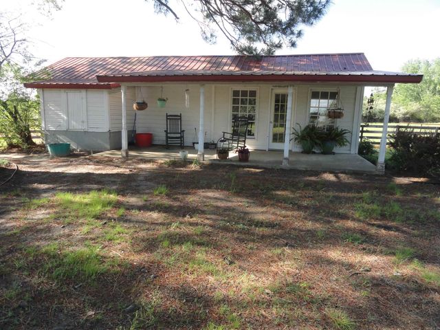 18 Hwy 124, Damascus, AR 72039