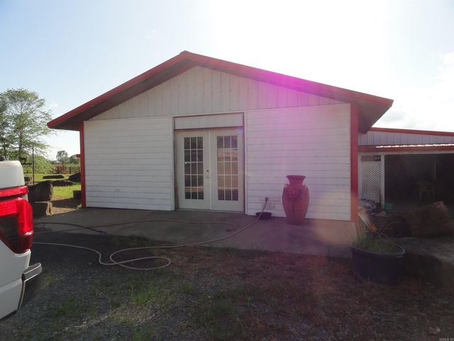 18 Hwy 124, Damascus, AR 72039