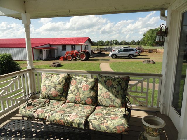 18 Hwy 124, Damascus, AR 72039