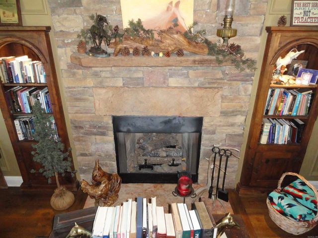 18 Hwy 124, Damascus, AR 72039