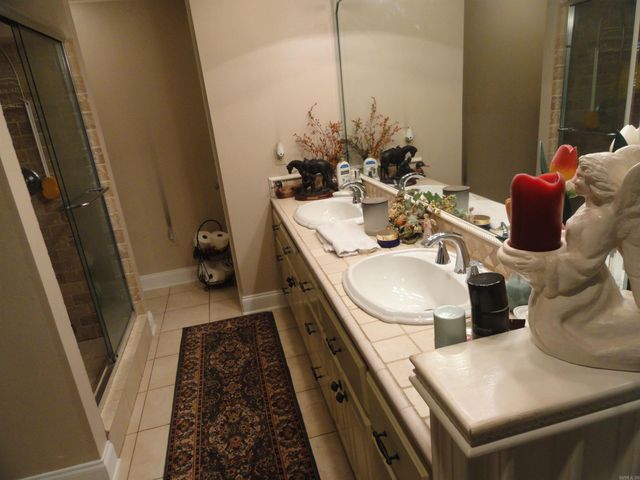 18 Hwy 124, Damascus, AR 72039