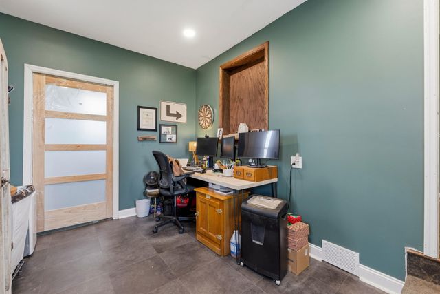 334 Pleasant Hill Drive, Harrodsburg, KY 40330