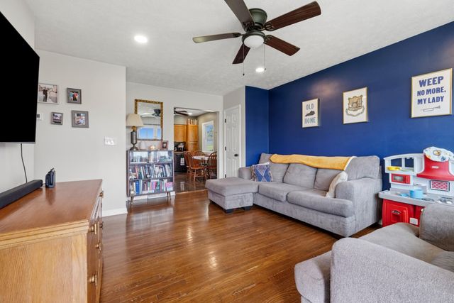 334 Pleasant Hill Drive, Harrodsburg, KY 40330