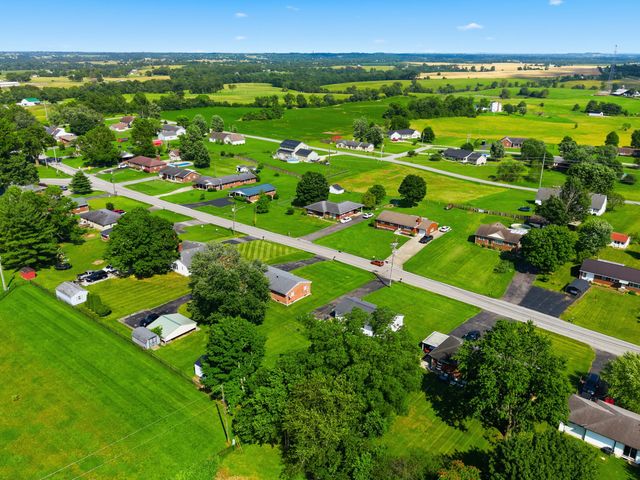 334 Pleasant Hill Drive, Harrodsburg, KY 40330