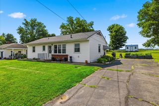 334 Pleasant Hill Drive, Harrodsburg, KY 40330