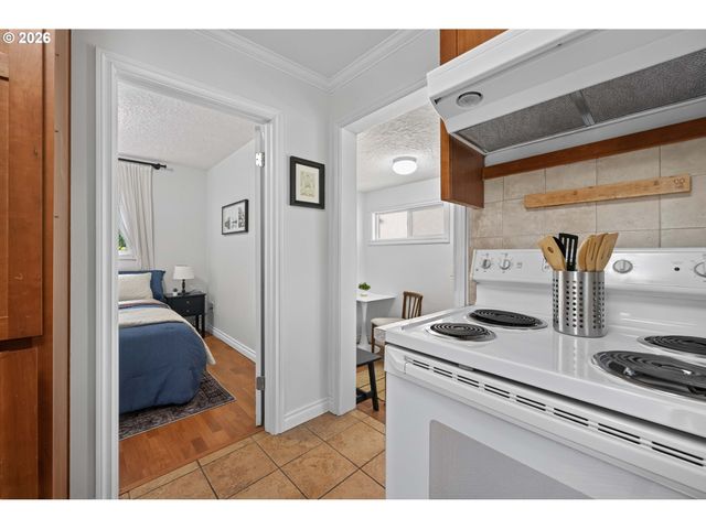 8015 N MISSISSIPPI Ave, Portland, OR 97217